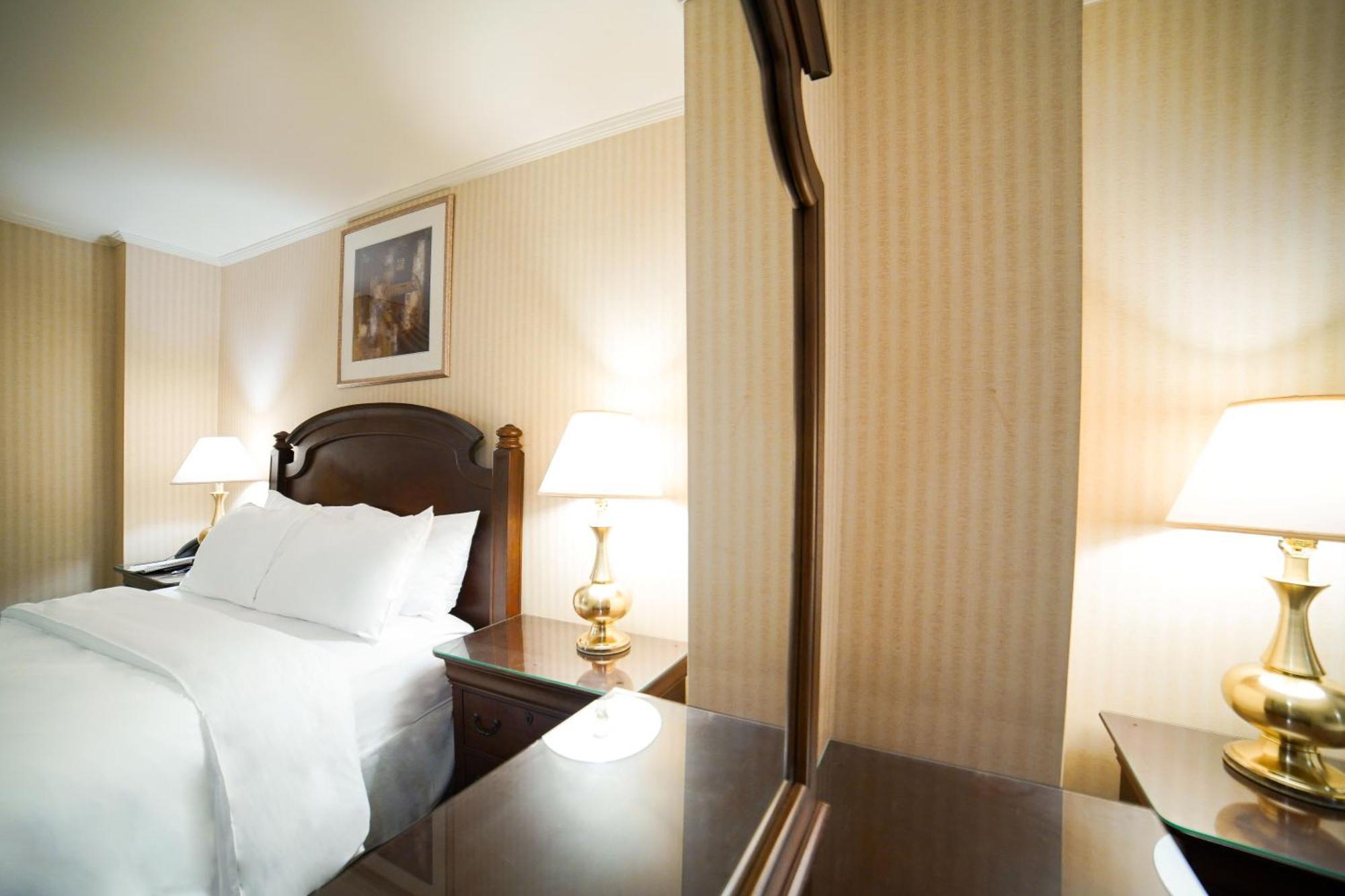 Hotel Stanford New York City Exterior photo