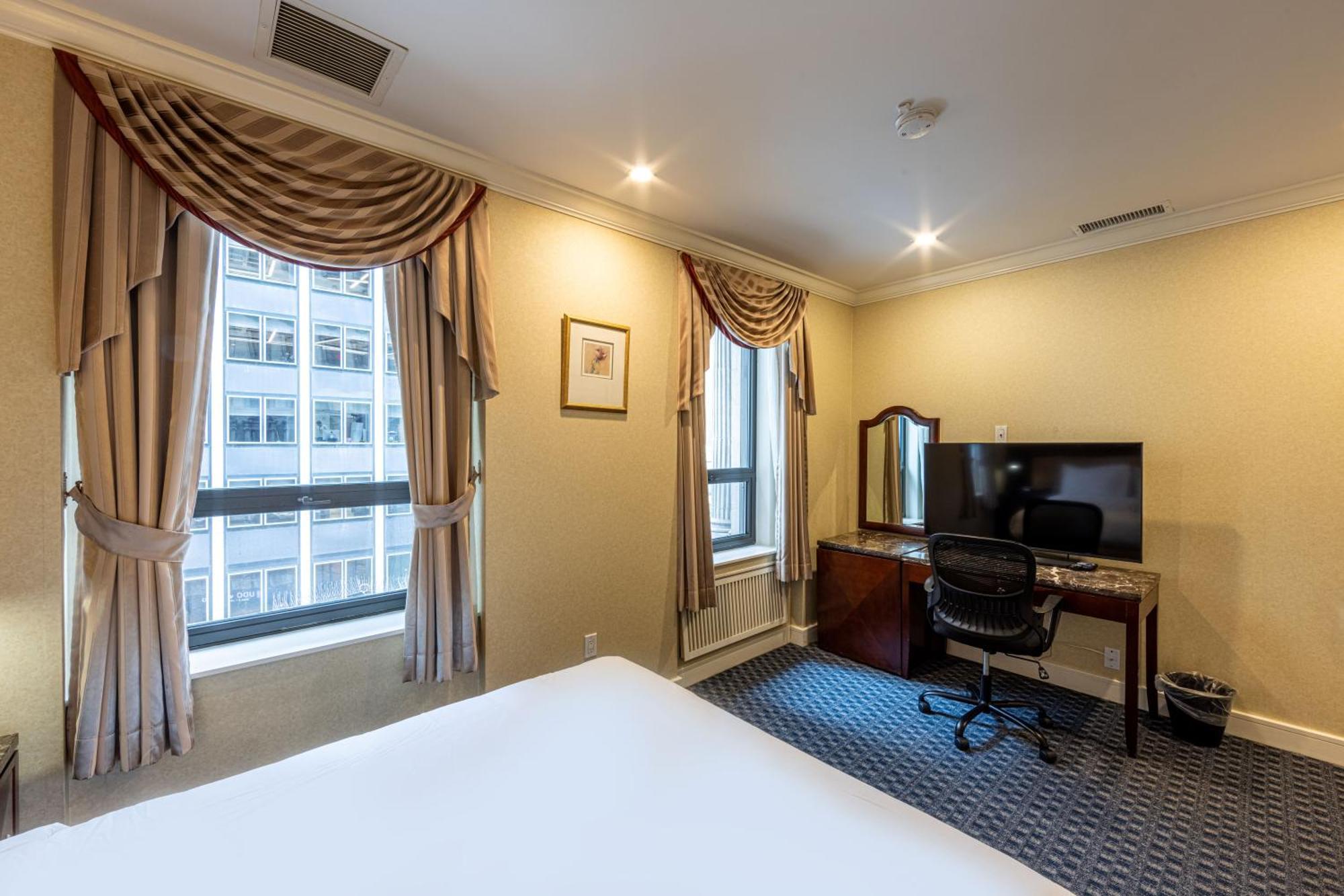 Hotel Stanford New York City Exterior photo